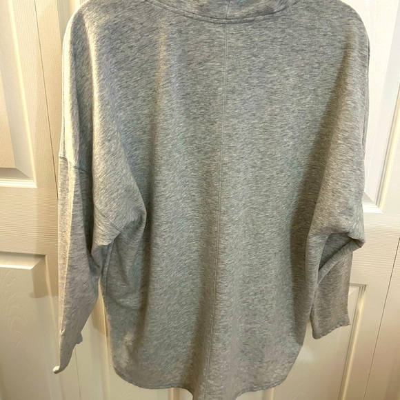 Champion Lite weight soft inner fleece, oversized top - Picture 5 of 6